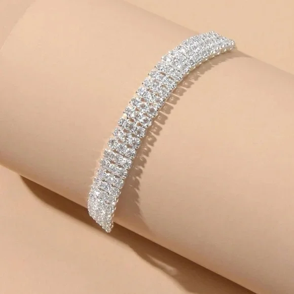 Luxurious Yellow Gold Rhinestone Adjustable Bracelet - Picture 6 of 8